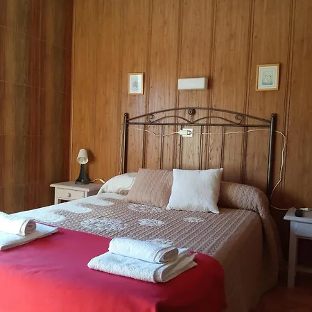 Vendégház La Collada De Aralla 3*